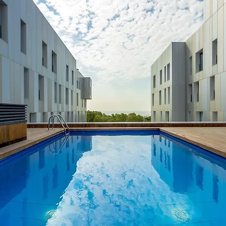 Urban District - Rambla & Pool Apartment Barcelona