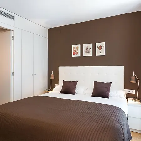Urban District - Rambla & Pool Apartment *