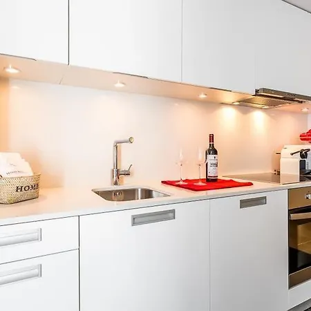 Apartment Urban District - Rambla & Pool *