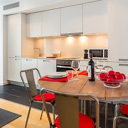 Urban District - Rambla & Pool Apartment Barcelona