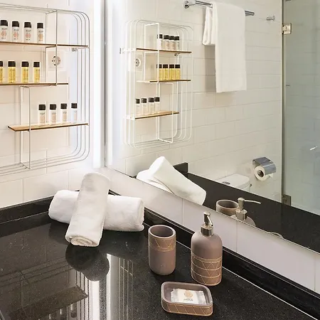 Apartment Urban District - Rambla & Pool Barcelona