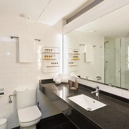 Apartment Urban District - Rambla & Pool Barcelona