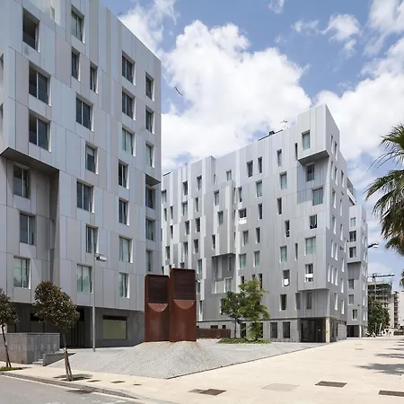 Urban District - Rambla & Pool * Barcelona