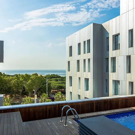 Urban District - Rambla & Pool Barcelona