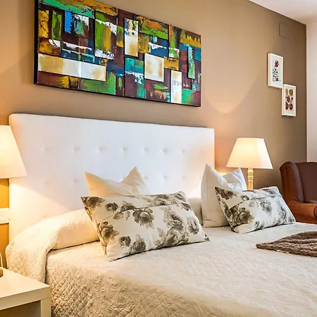 Apartment Urban District - Rambla & Pool